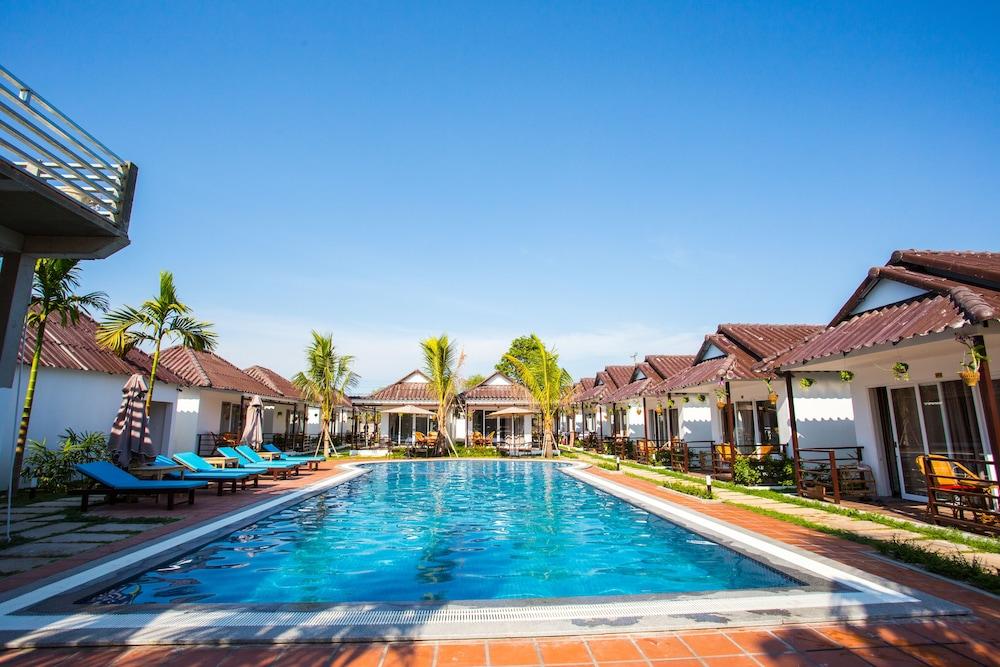 Sea Breeze Resort Сиханоуквил Екстериор снимка