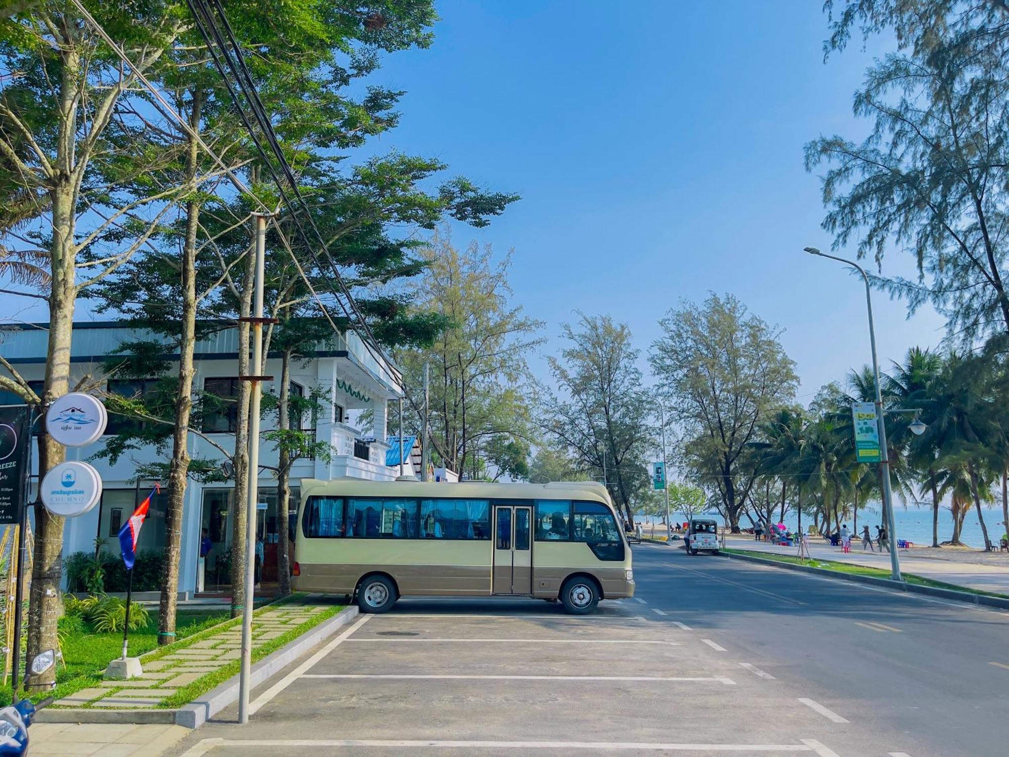 Sea Breeze Resort Сиханоуквил Екстериор снимка
