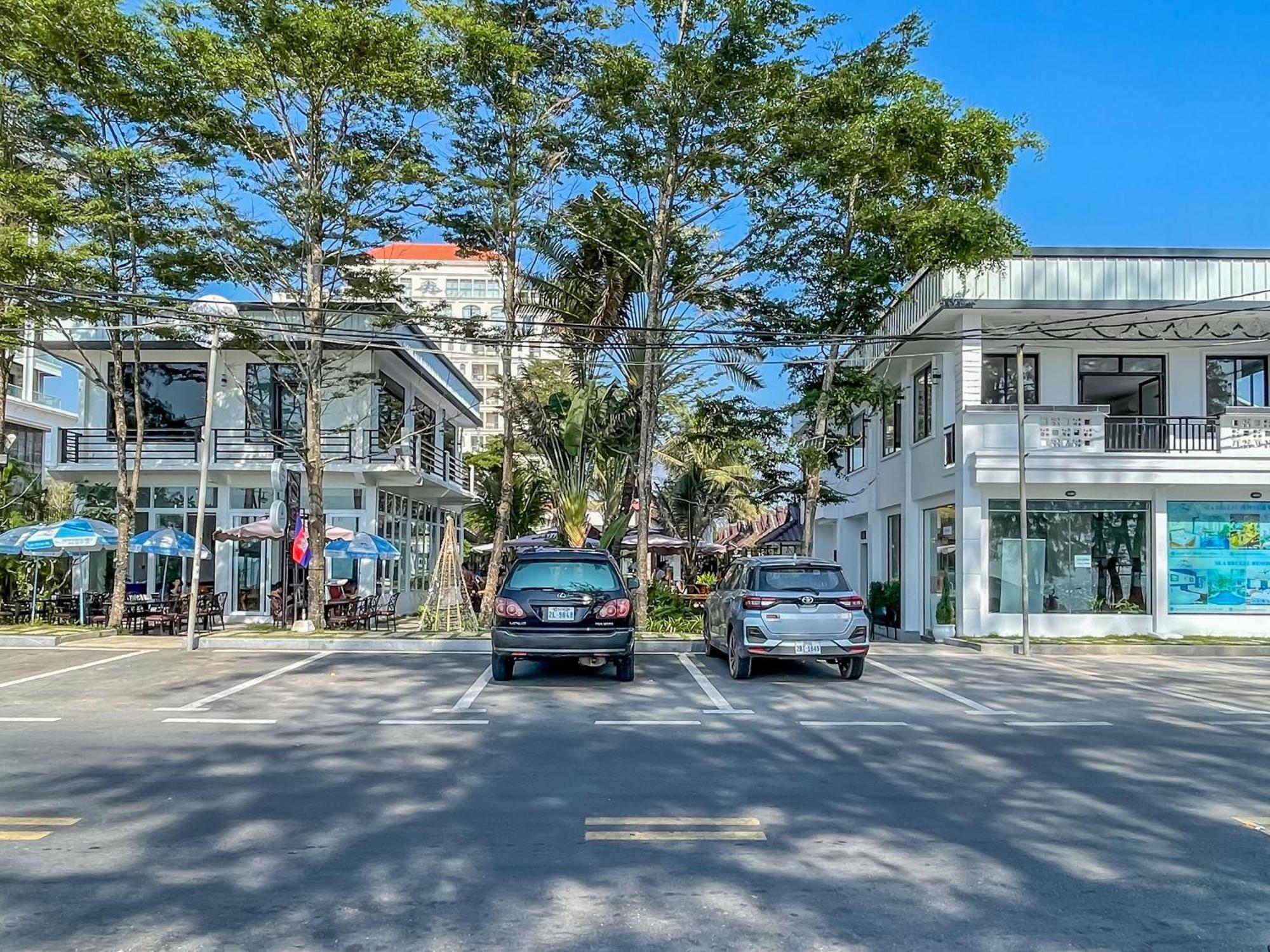 Sea Breeze Resort Сиханоуквил Екстериор снимка