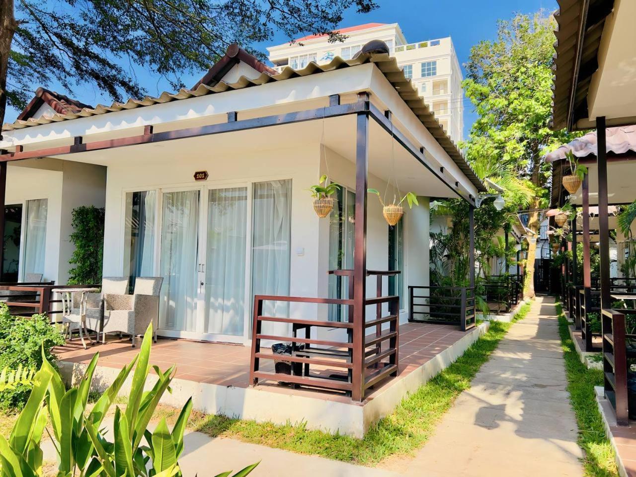 Sea Breeze Resort Сиханоуквил Екстериор снимка