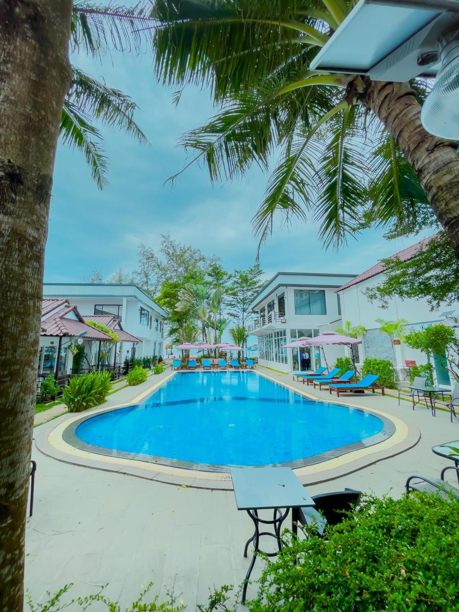 Sea Breeze Resort Сиханоуквил Екстериор снимка